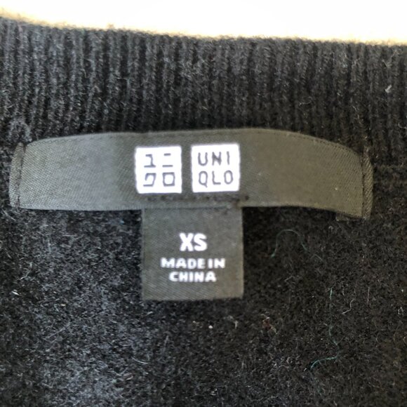 Uniqlo 100% Cashmere Crew Neck Sweater - Picture 2 of 7